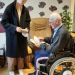 „Die Welt ein kleines Stückchen besser machen“ – Osterbasteleien für das Seniorenheim Engelsstift